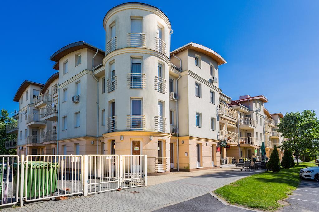 Aqua Wellness Apartments Hajdúszoboszló Exterior foto